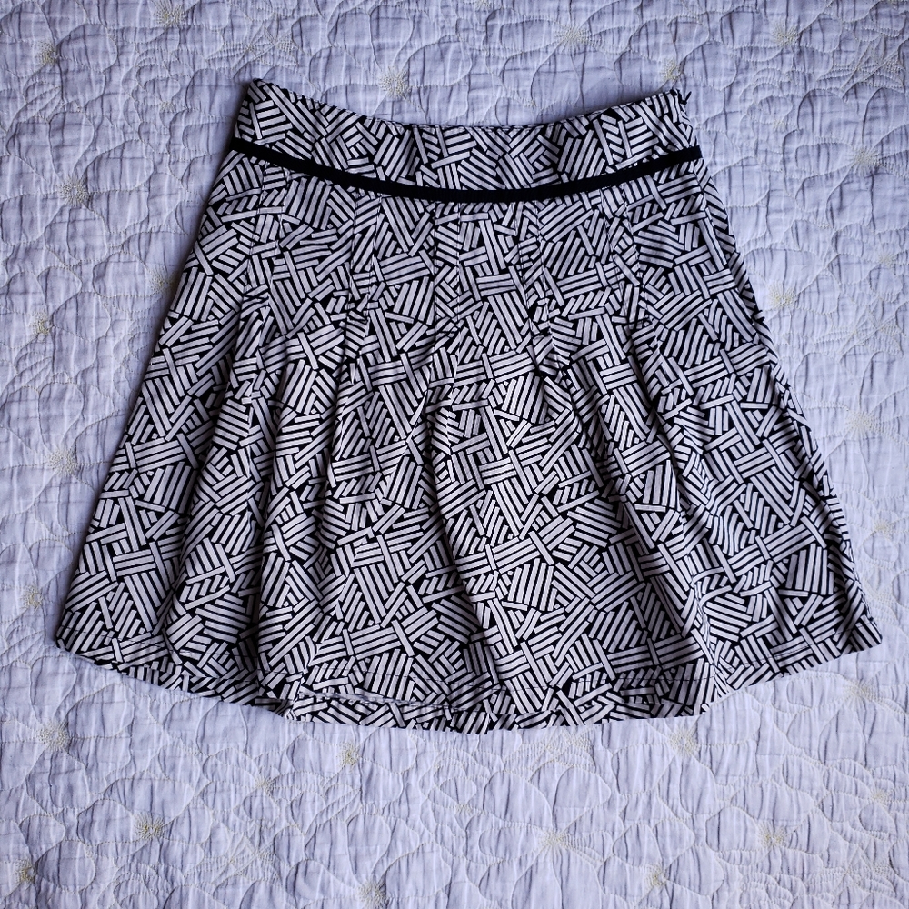 LOFT Geometric Print Pleated A-Line Skirt